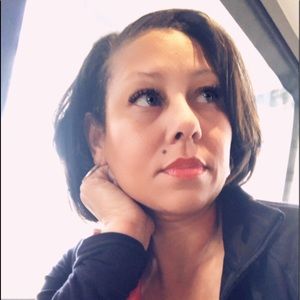 Meet your Posher, Regina